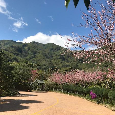 溪頭吉野民宿ji-Ye Lugu Lake Exterior photo