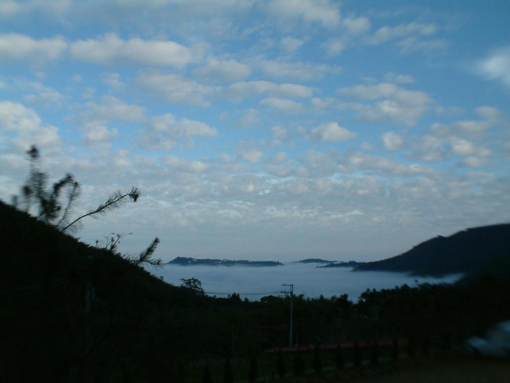 溪頭吉野民宿ji-Ye Lugu Lake Exterior photo